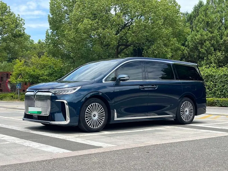 Voyah Dreamer PHEV, 2025
