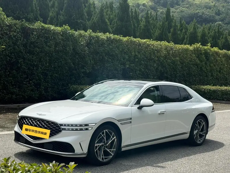Genesis G90, 2023