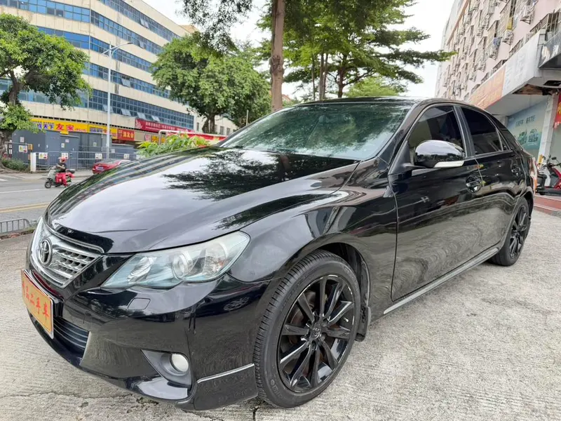 Toyota Reiz, 2010