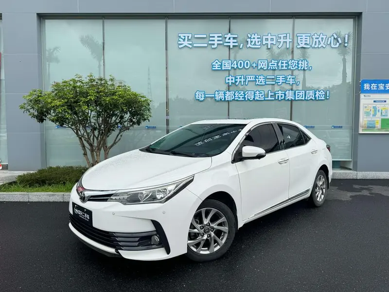 Toyota Corolla Facelift 1.2T S-CVT GL-i Leather Edition CN5, 2017 — фото 1