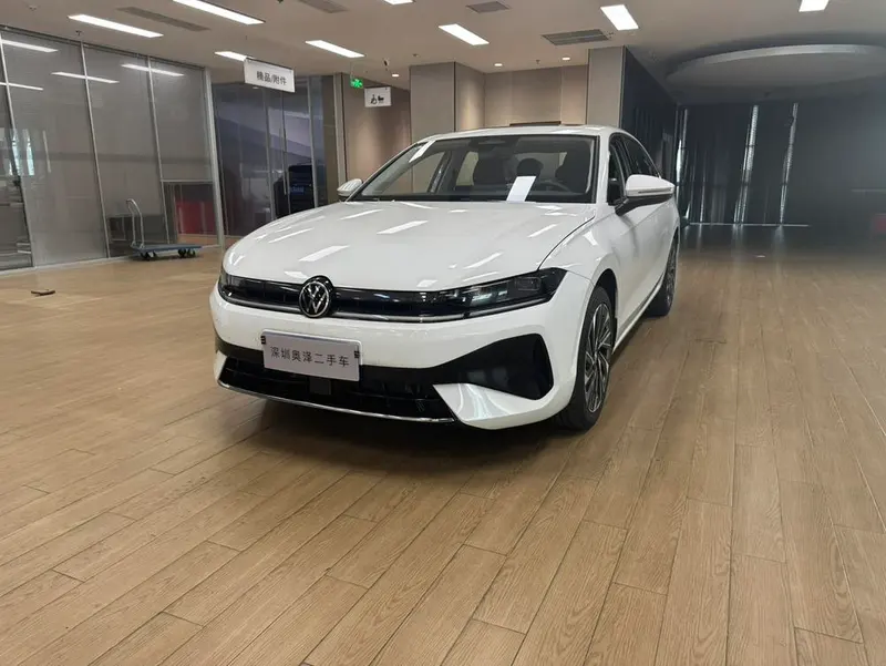Volkswagen Sagitar L 300TSI DSG Люкс, 2026 — фото 1