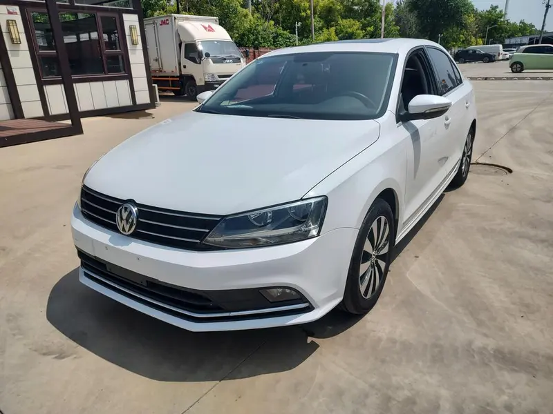 Volkswagen Sagitar 230TSI Auto Comfort Version, 2017 — фото 1