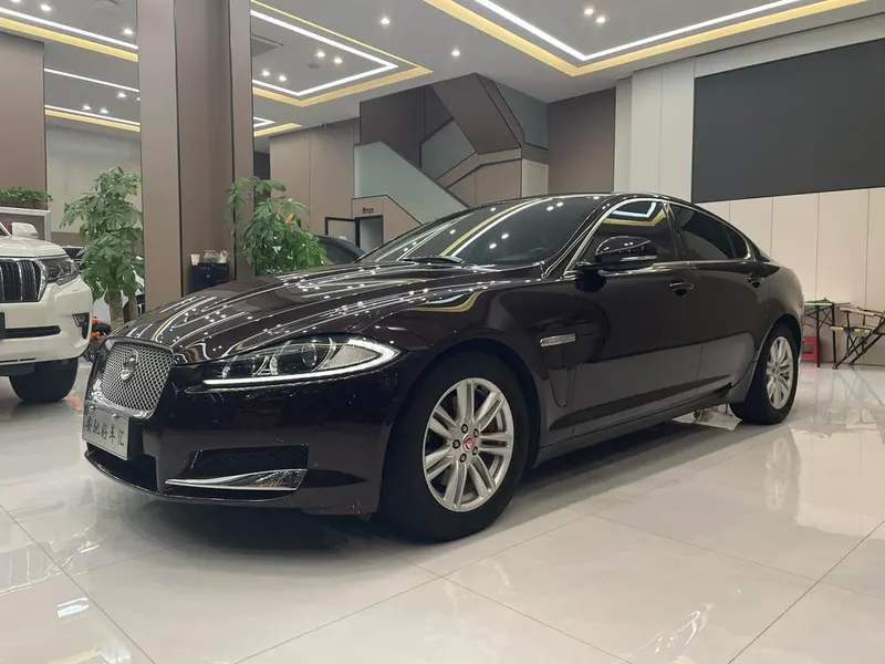 Jaguar XF, 2014