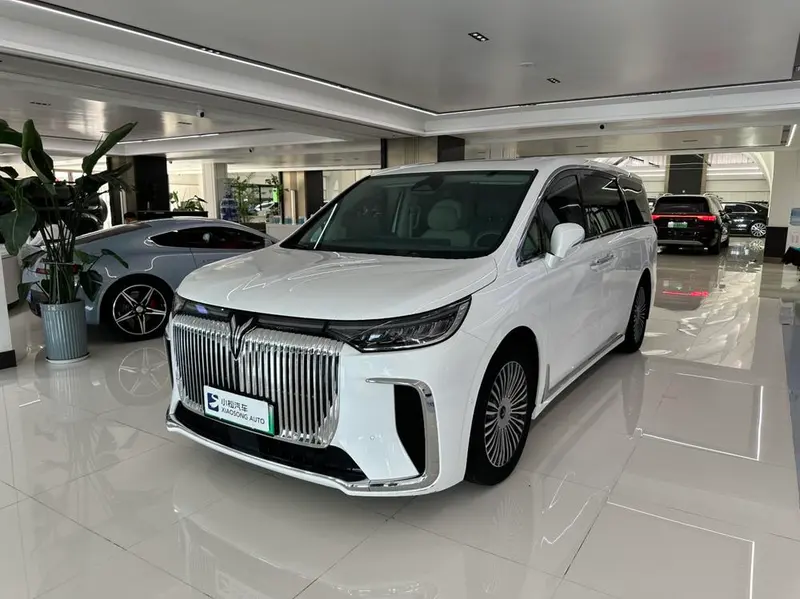Voyah Dreamer PHEV, 2025