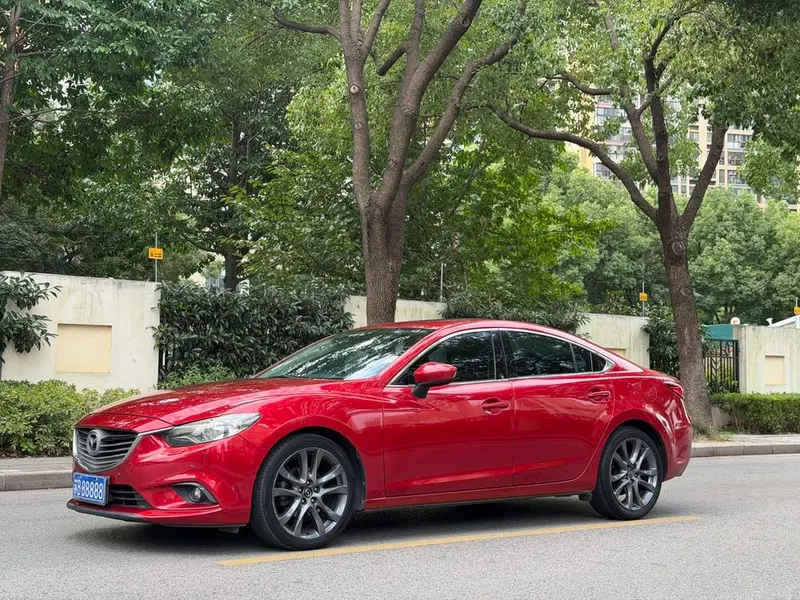 Mazda Atenza 2.5L Blue Supreme Edition, 2015 — фото 1