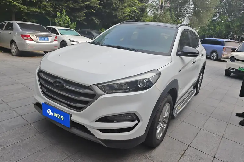 Hyundai Tucson 1.6T Dual Clutch 2WD 15 Special Edition, 2018 — фото 1