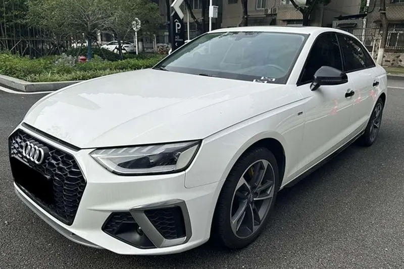 Audi A4L 40 TFSI Fashion Version, 2020 — фото 1