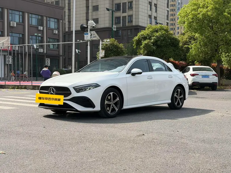 Mercedes-Benz A-Class A 200 L Fashion Edition, 2024 — фото 1