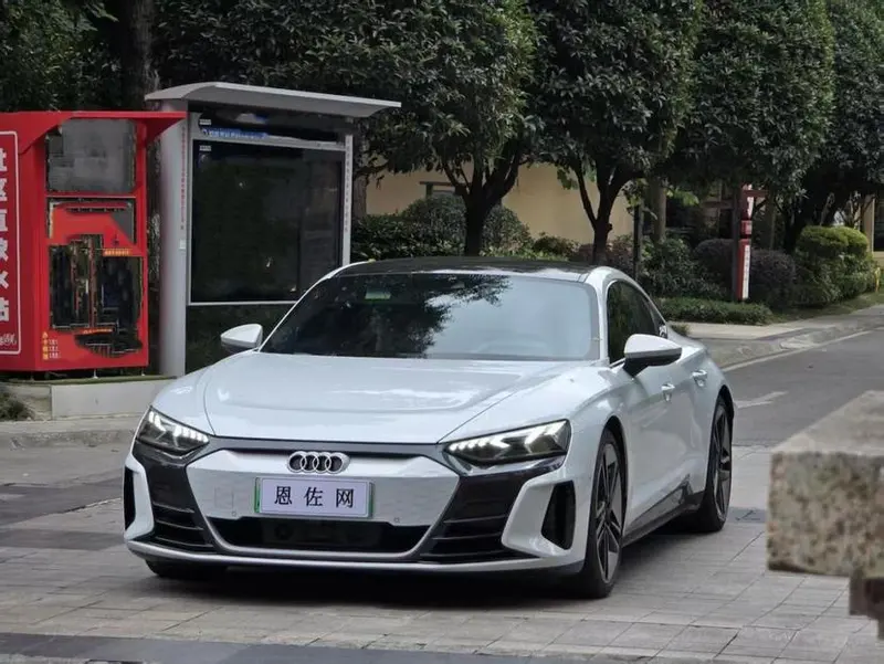 Audi e-tron GT, 2023