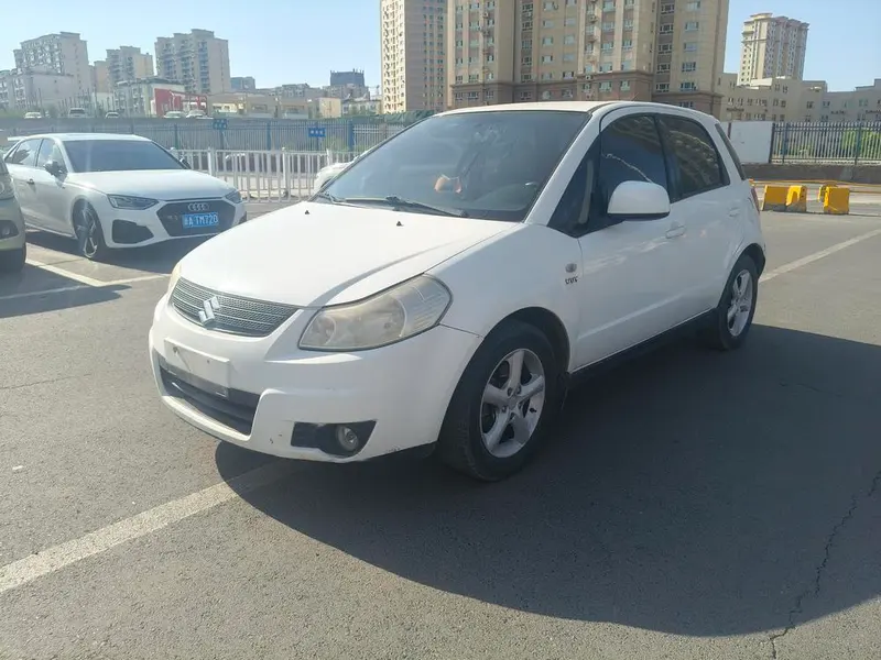 Suzuki Tianyu SX4 хэтчбек 1.6L автомат 锐骑 Люкс, 2008 — фото 1