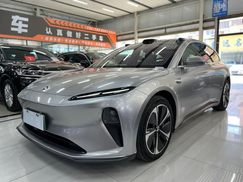 NIO ET5T 75kWh, 2024 — фото 1