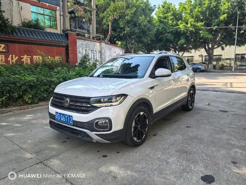 Volkswagen Tacqua 200TSI DSG Joy Smart Connected Edition, 2023 — фото 1