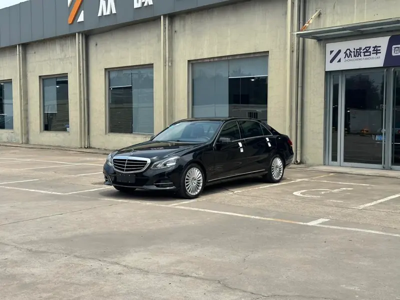 Mercedes-Benz E-Class, 2015