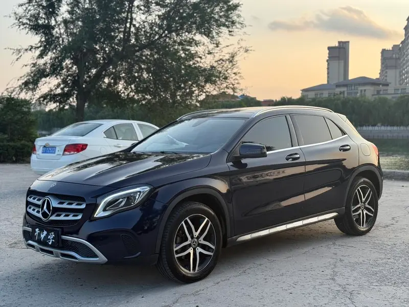 Mercedes-Benz GLA, 2017