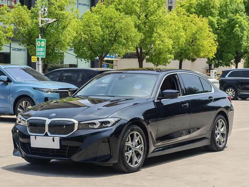 BMW i3 eDrive35L, 2022 — фото 1