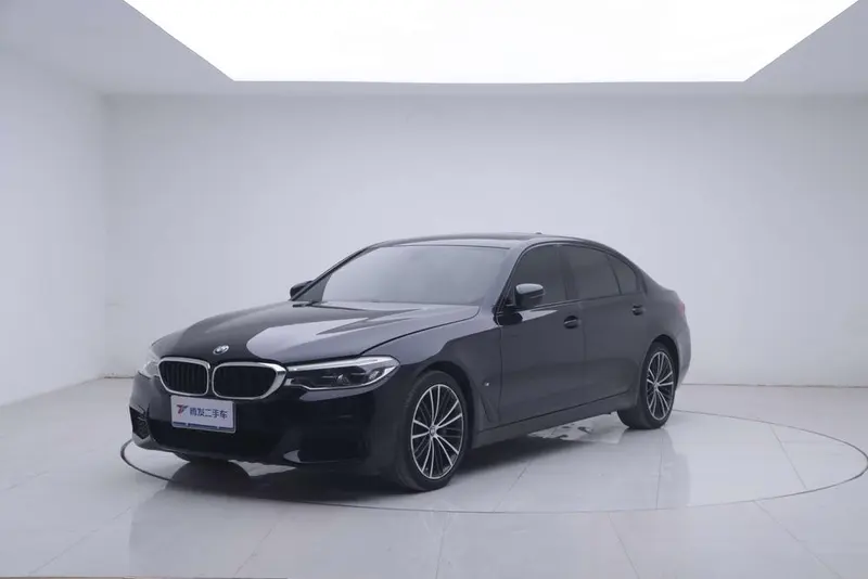 BMW 5-Series, 2019