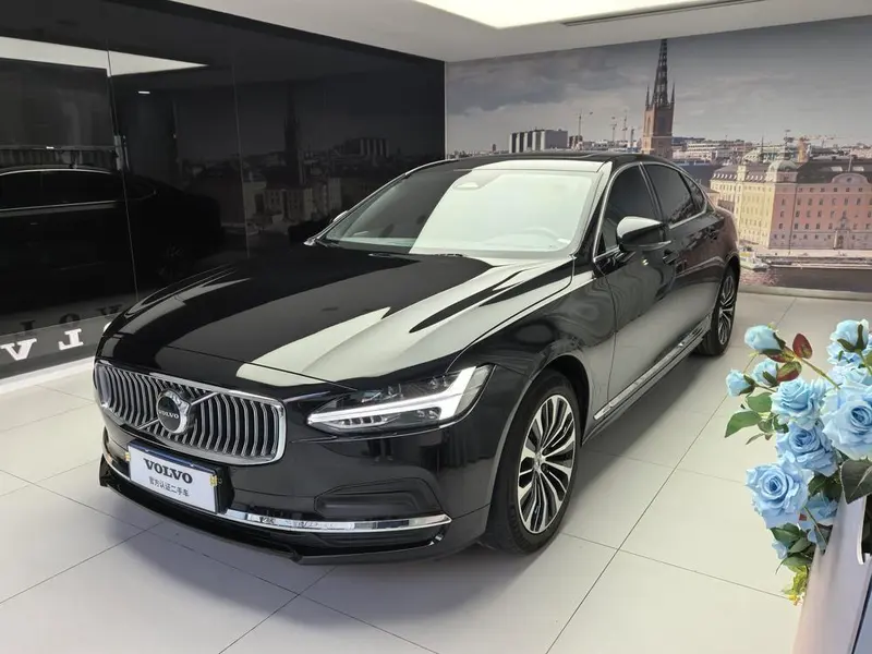 Volvo S90, 2025