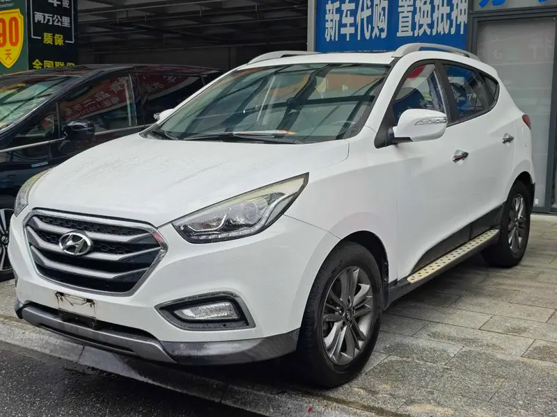 Hyundai ix35 2.0L Auto 2WD Smart Version CN4, 2015 — фото 1