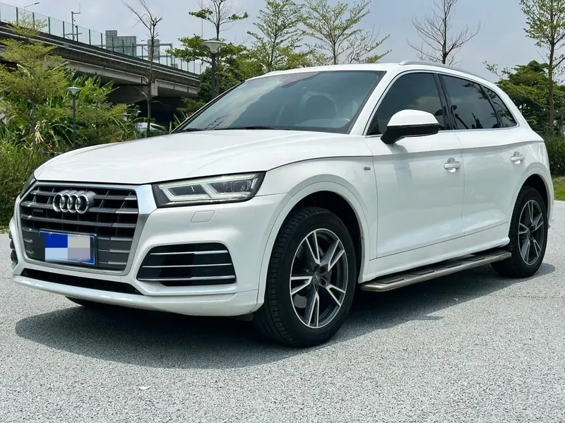 Audi Q5L, 2018