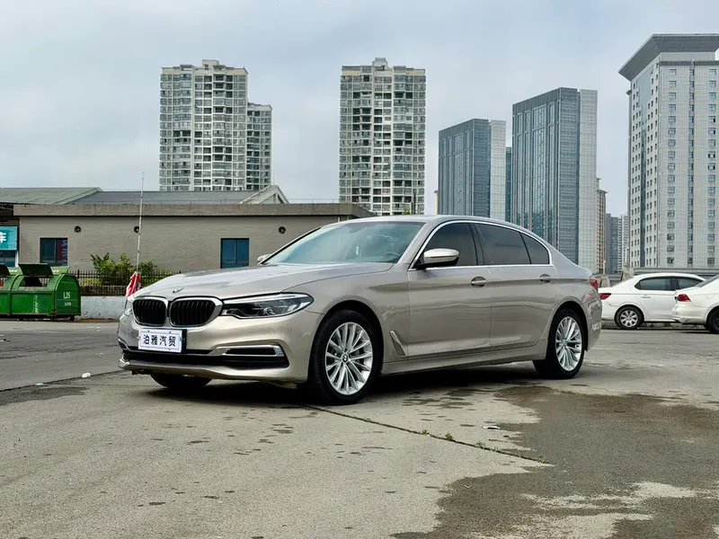 BMW 5-Series, 2020