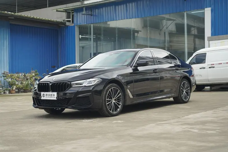 BMW 5-Series, 2023