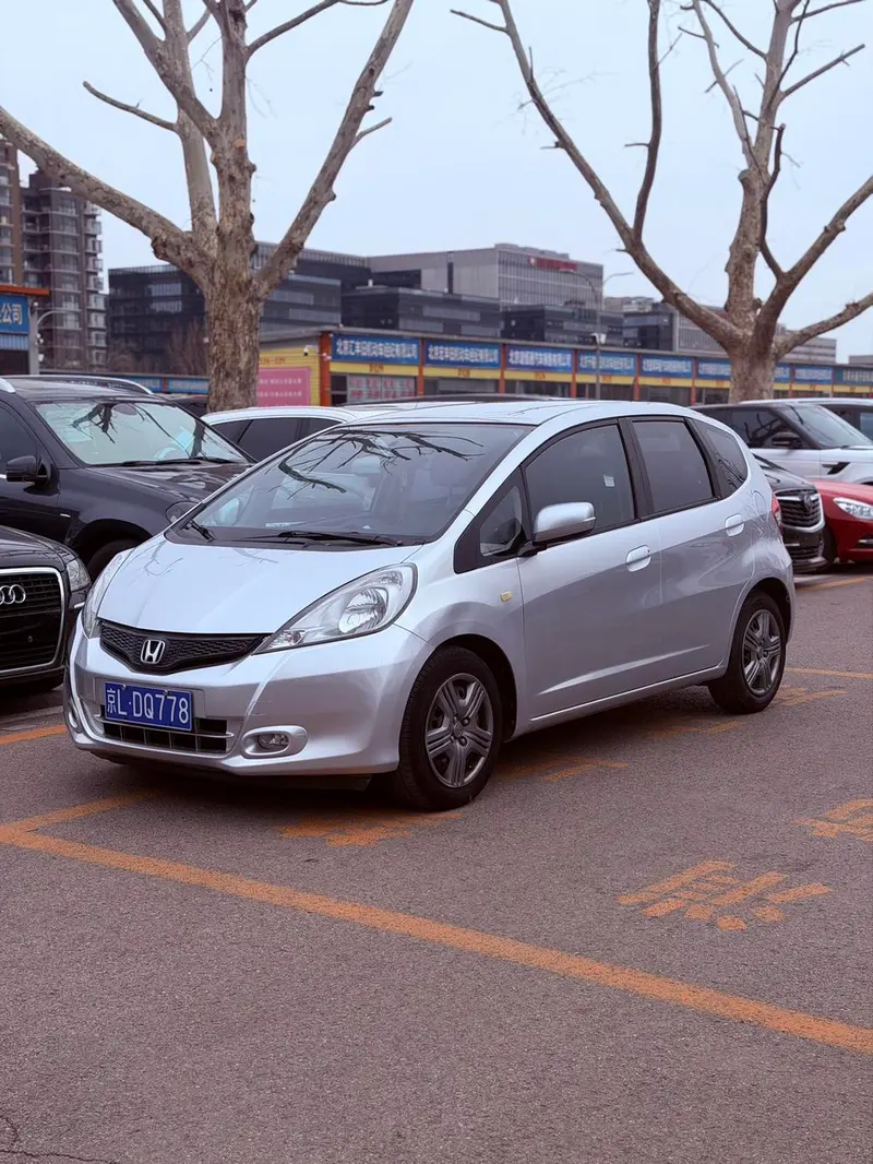 Honda Fit, 2011