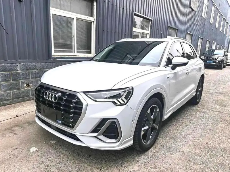 Audi Q3, 2022