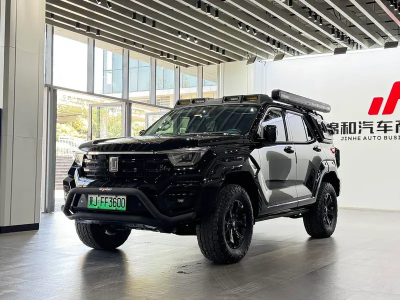 Tank 400 Hi4-T Offroad Edition, 2024 — фото 1