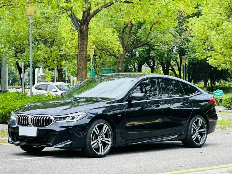 BMW 6-Series GT, 2022