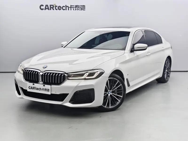BMW 5-Series, 2023