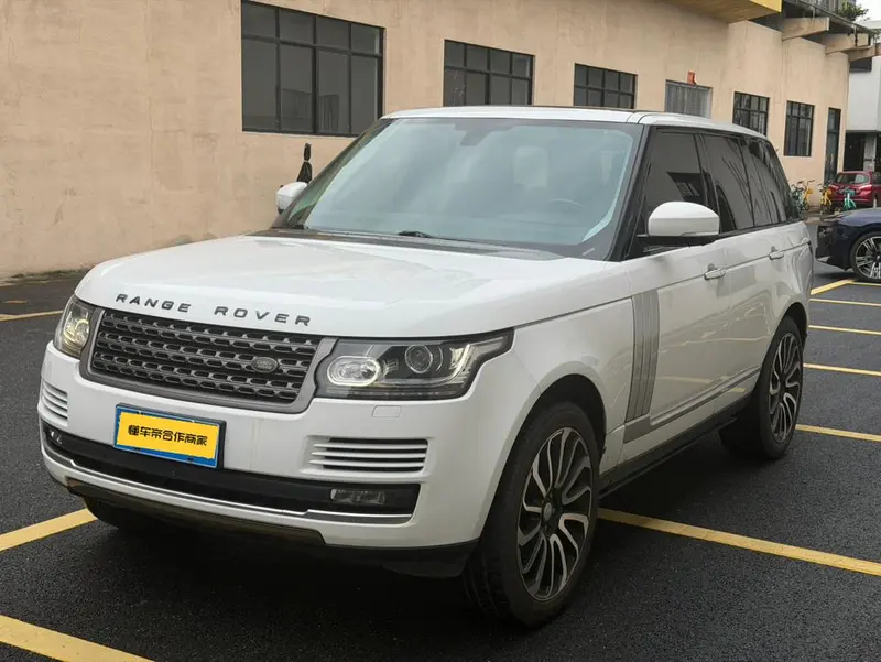 Land Rover Range Rover 3.0T Auto 4WD 5 Seater Parallel Import, 2015 — фото 1