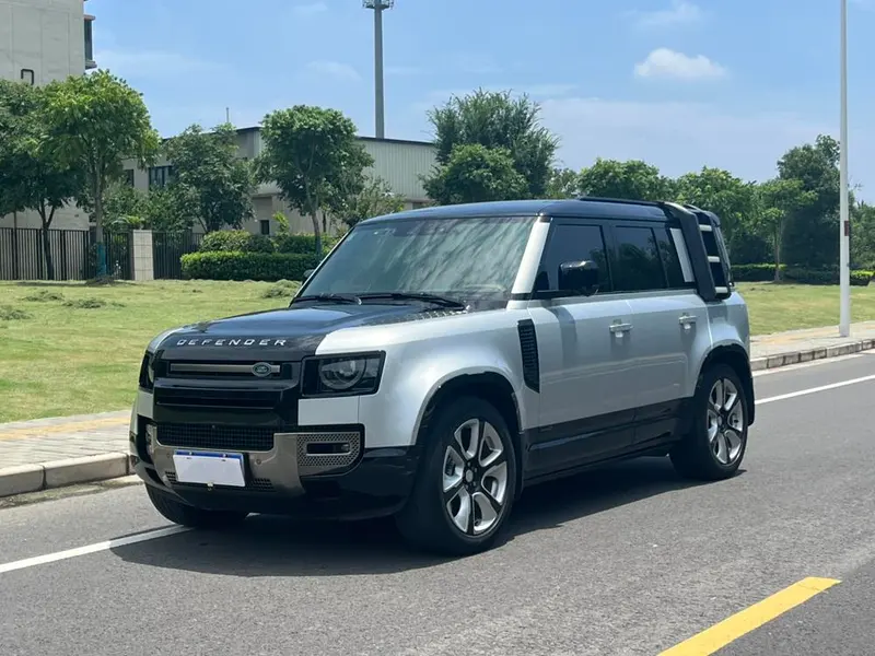 Land Rover Defender, 2022