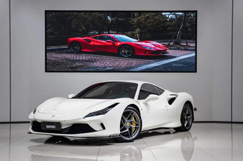 Ferrari F8 Tributo 3.9T V8, 2019 — фото 1