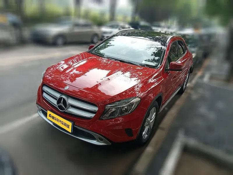Mercedes-Benz GLA, 2016
