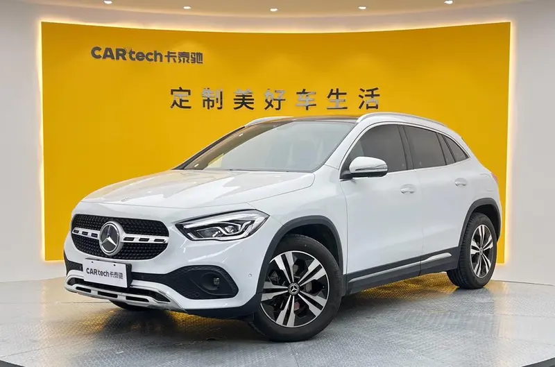 Mercedes-Benz GLA, 2022