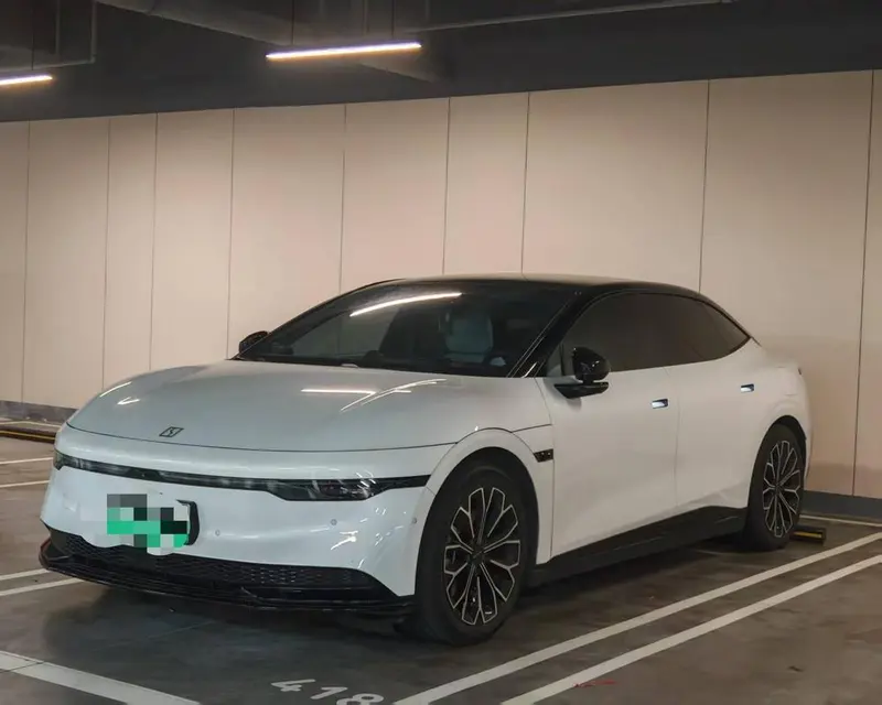 Zeekr 007, 2024