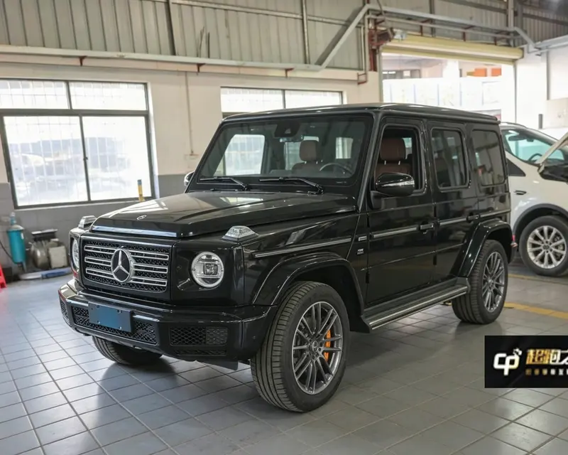 Mercedes-Benz G-Class G 500, 2023 — фото 1