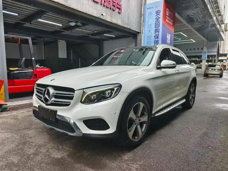 Mercedes-Benz GLC GLC 300 4MATIC Luxury Version, 2016 — фото 1