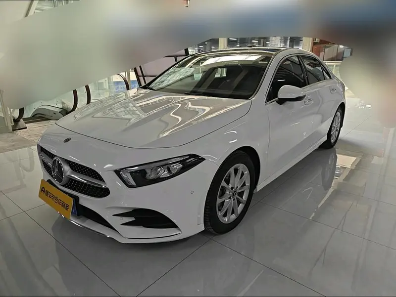 Mercedes-Benz A-Class A 200 L Sport Fashion Edition, 2021 — фото 1