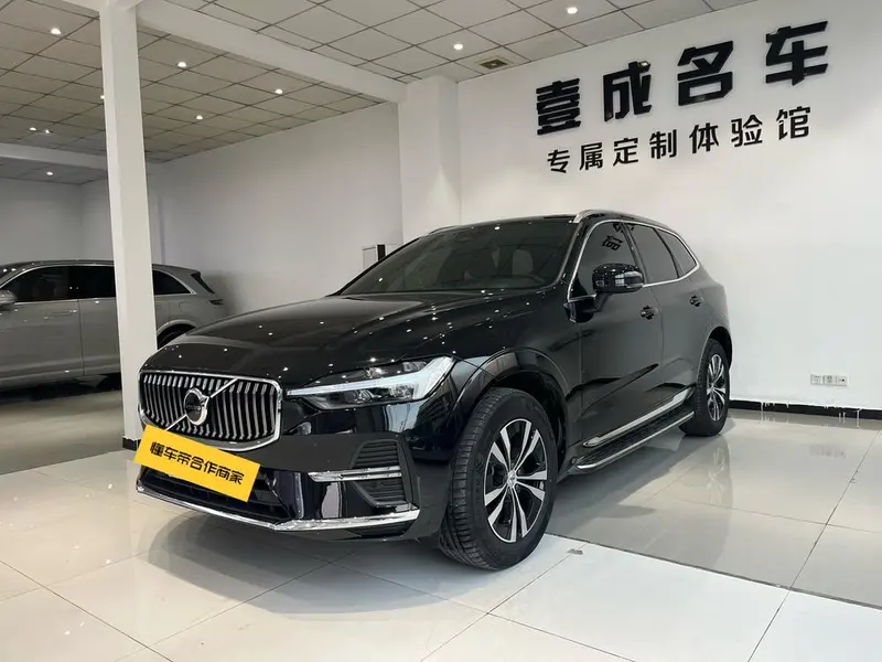 Volvo XC60, 2025