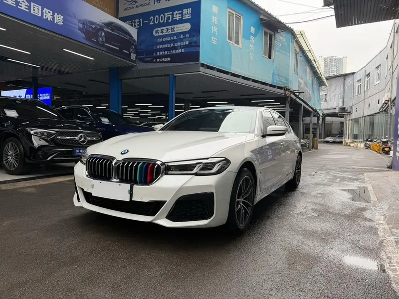 BMW 5-Series, 2021