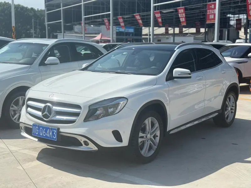 Mercedes-Benz GLA, 2016