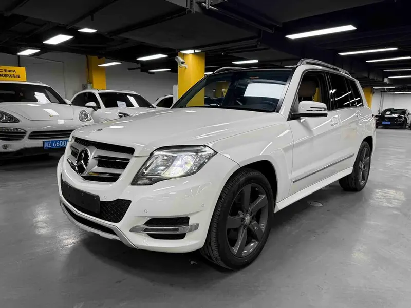 Mercedes-Benz GLK-Class GLK 300 4MATIC Sunroof Version, 2013 — фото 1