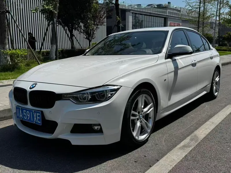 BMW 3-Series, 2019