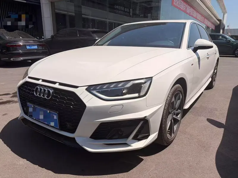 Audi A4L 40 TFSI Fashion Version, 2023 — фото 1