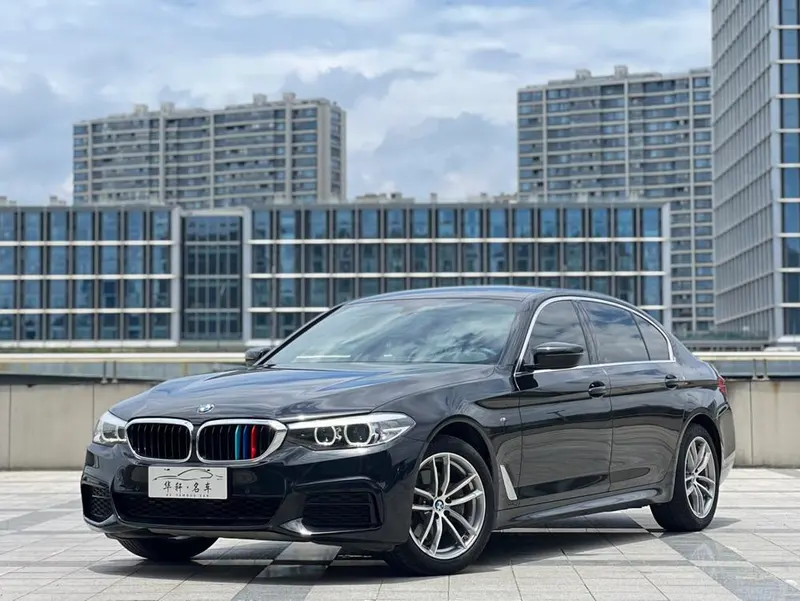 BMW 5-Series, 2020