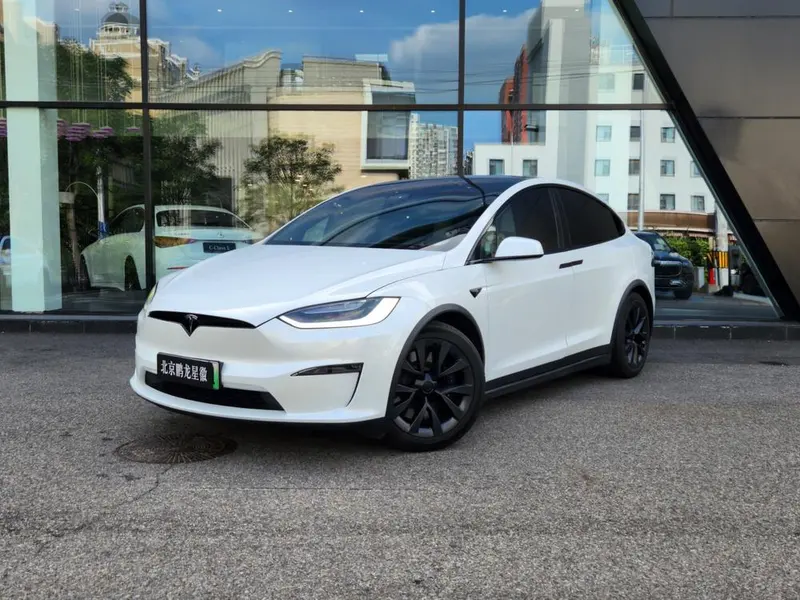 Tesla Model X, 2023