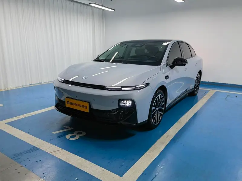 Leapmotor B01, 2025