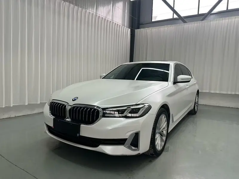 BMW 5-Series, 2021