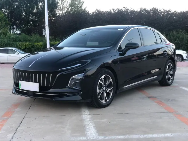 Hongqi E-QM5, 2021